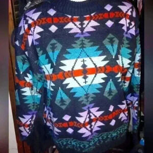 Vintage MC ll Long Sleeve Aztec Print Pullover Sweater